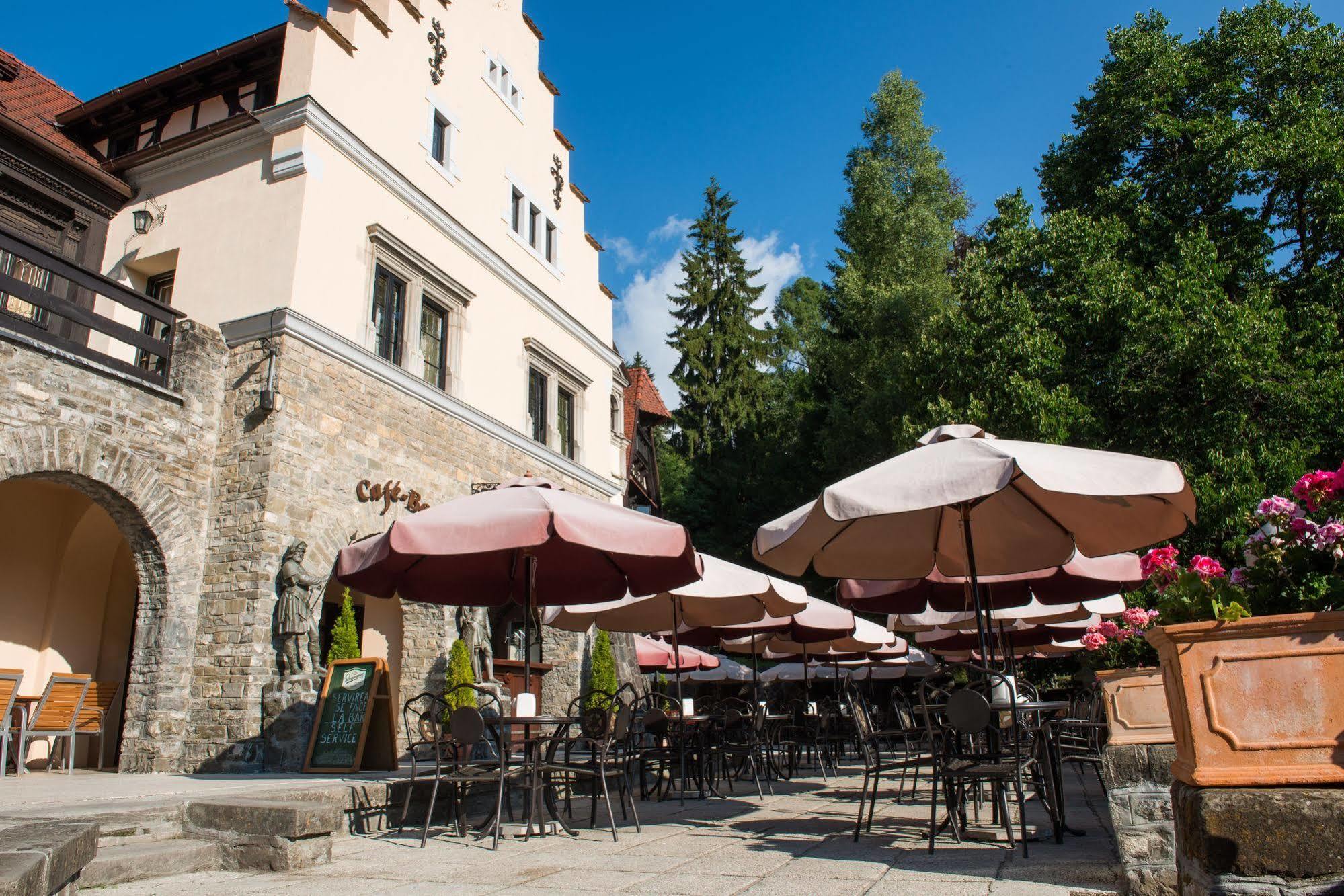 Complex La Tunuri - Vila Economat Hotel Sinaia Exterior photo